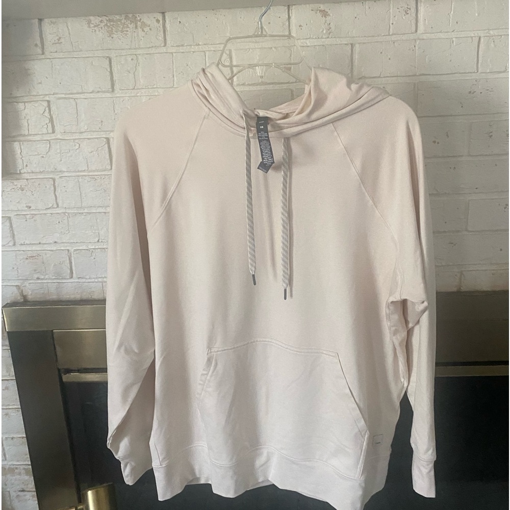 Viori xs pullover hoodie lightweight very soft